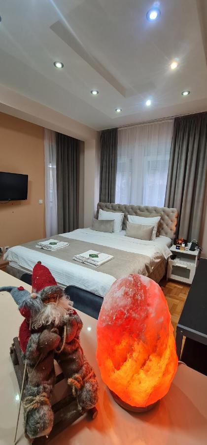 Design Apartment Business Lux 4 Star "Rio" Completely Business Lux Place In The City Center & Free Included Industry Optical Wifi & Netflix & Keyless Code Entry & Full Smart App & Kitchen & Washing Machine & Wide Terrace & Secure 2 Parking Place ชูปริยา ภายนอก รูปภาพ