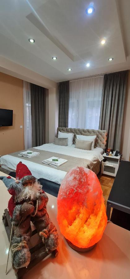Design Apartment Business Lux 4 Star "Rio" Completely Business Lux Place In The City Center & Free Included Industry Optical Wifi & Netflix & Keyless Code Entry & Full Smart App & Kitchen & Washing Machine & Wide Terrace & Secure 2 Parking Place ชูปริยา ภายนอก รูปภาพ